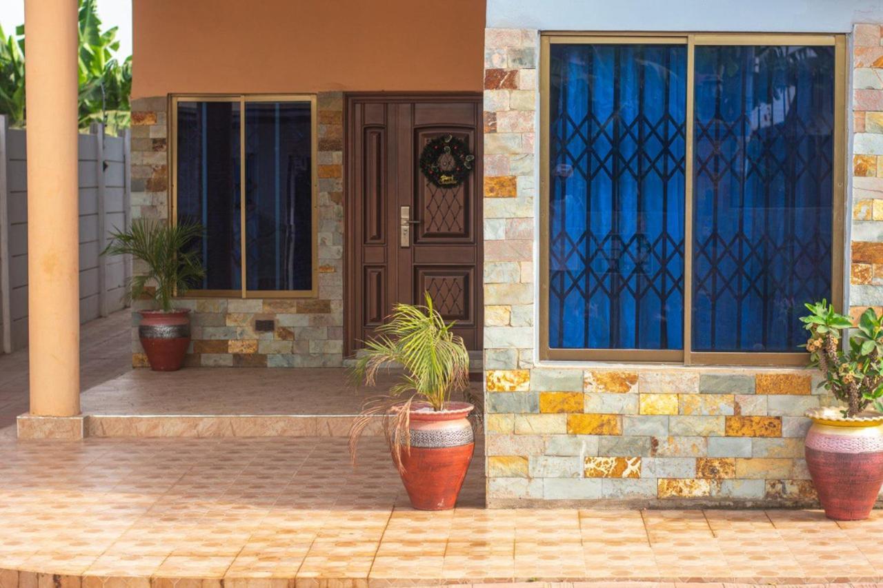 Afranasa Inn Tema Exterior photo